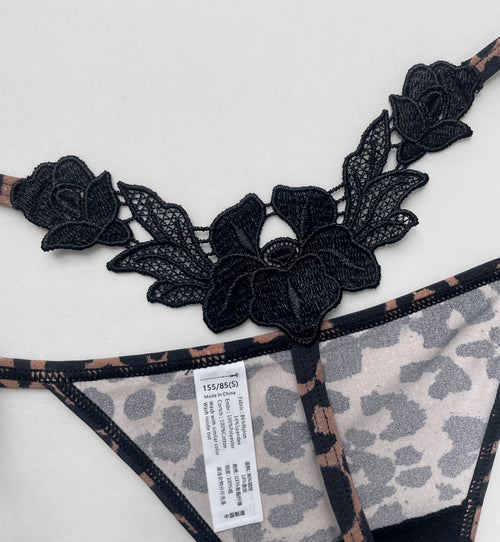 Stella | Tanga de modal con encaje en contraste