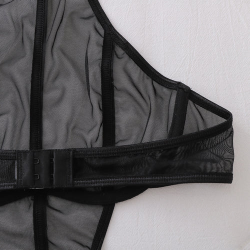 Texture of sheer mesh paneling and structural seam